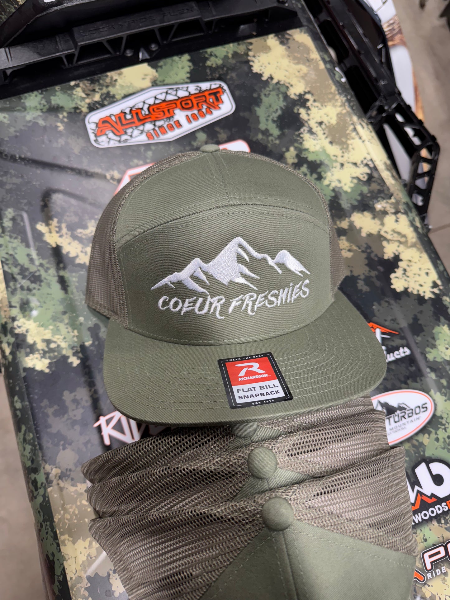 Flat Bill Coeur Freshies Mountains Hat